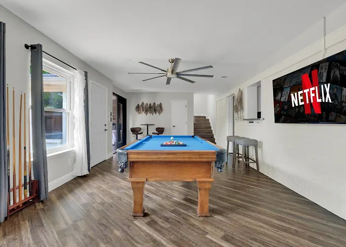 Vakantiehuis Spacious Sleeps 20 With Heated Pool Hottub By Stockyards Dfw *