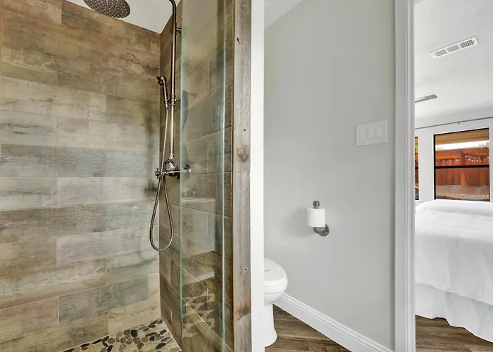 Spacious Sleeps 20 With Heated Pool Hottub By Stockyards Dfw *